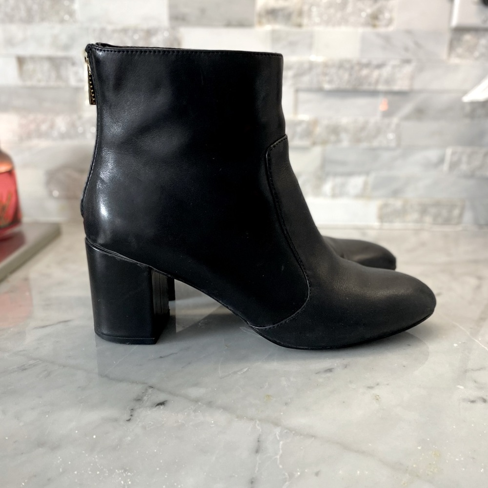 Avery & Sage Sacha booties